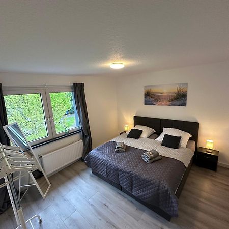 Moderne Ferienwohnung Fuer 4-5 Personen Mitten In Herten*Netflix*Nespresso แฮร์เทน ภายนอก รูปภาพ